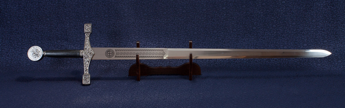 arthur-kard-excalibur-6Jxd.jpg