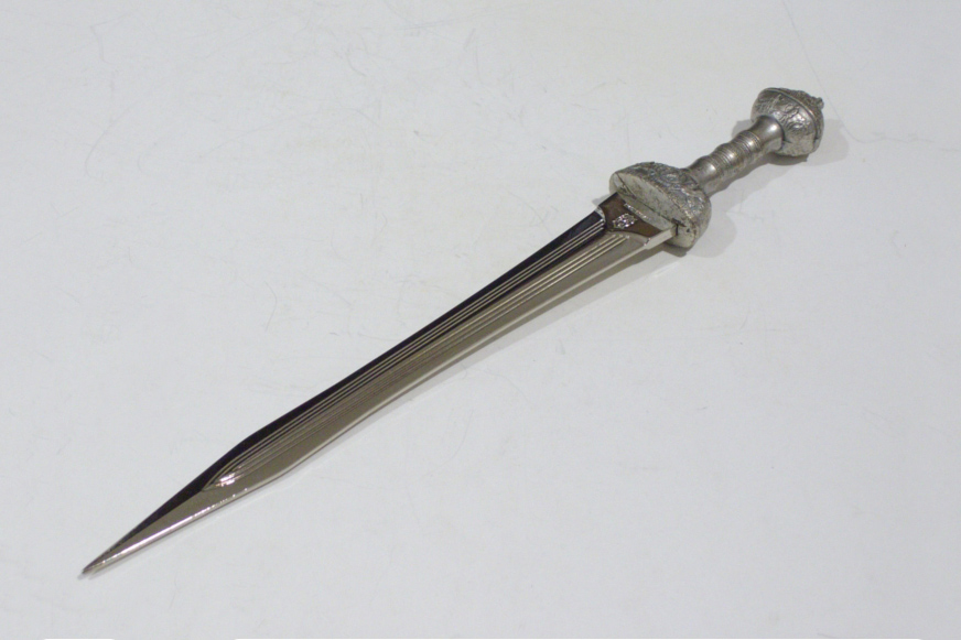 ezustozott-gladius-levelbonto-MDFp.jpg