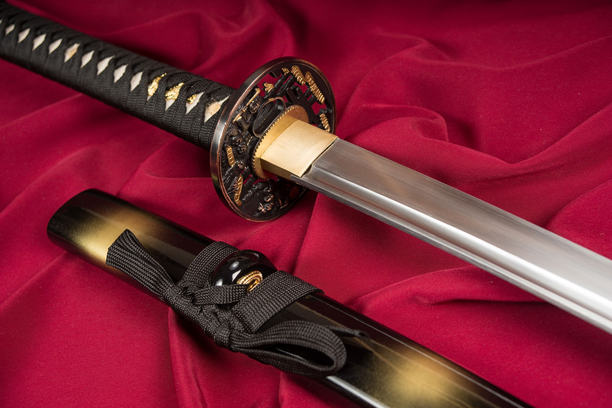 katana-aomori-tOaI.jpg