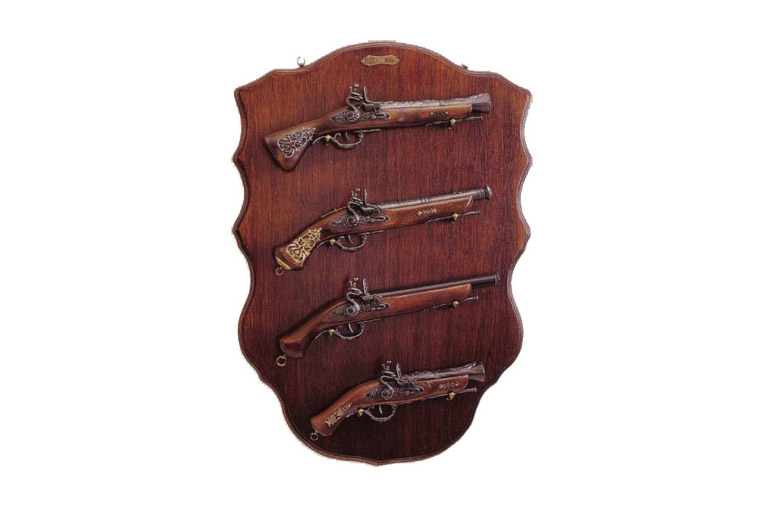 pisztolyok-tartoval-35s201-XAPA