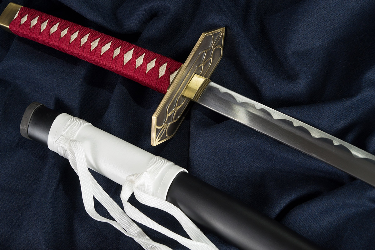 replika-fegyverek-anime-bleach-kurosaki-issin-kardja-engetsu-1-WXnV.jpg