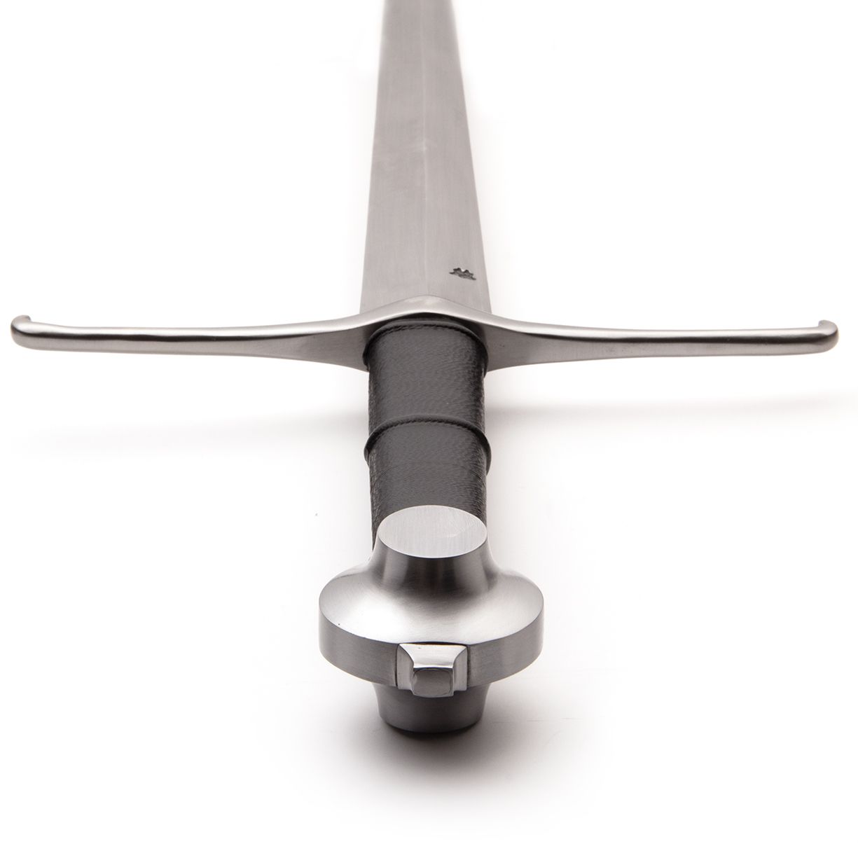 replika-fegyverek-ujkor-royal-armouries-kollekcio-nemet-romai-hosszukard-6-LxBZ