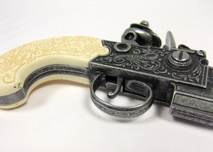 replika-korabeli-tuzfegyverek-pisztolyok-angol-duplacsovu-kovaspisztoly-18-szazad-4-s73C