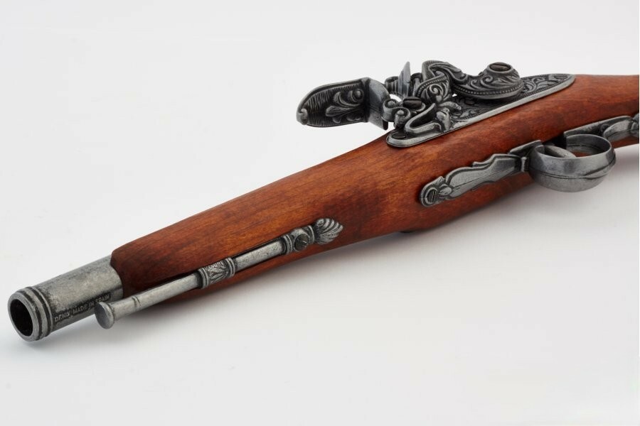 replika-korabeli-tuzfegyverek-pisztolyok-francia-kovas-pisztoly-1776-8-sMPv