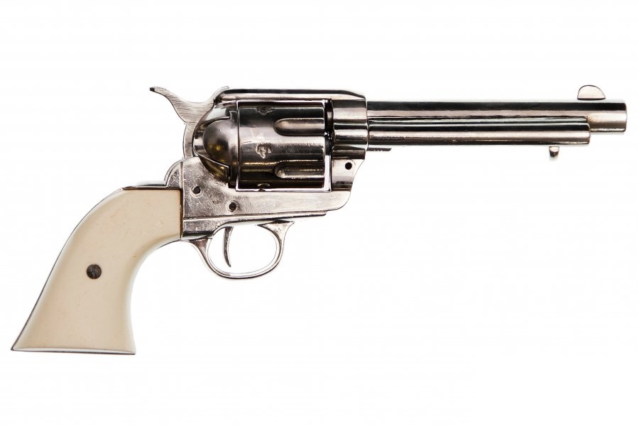 replika-korabeli-tuzfegyverek-revolverek-nikkelezett-peacemaker-1873-1-Zexb