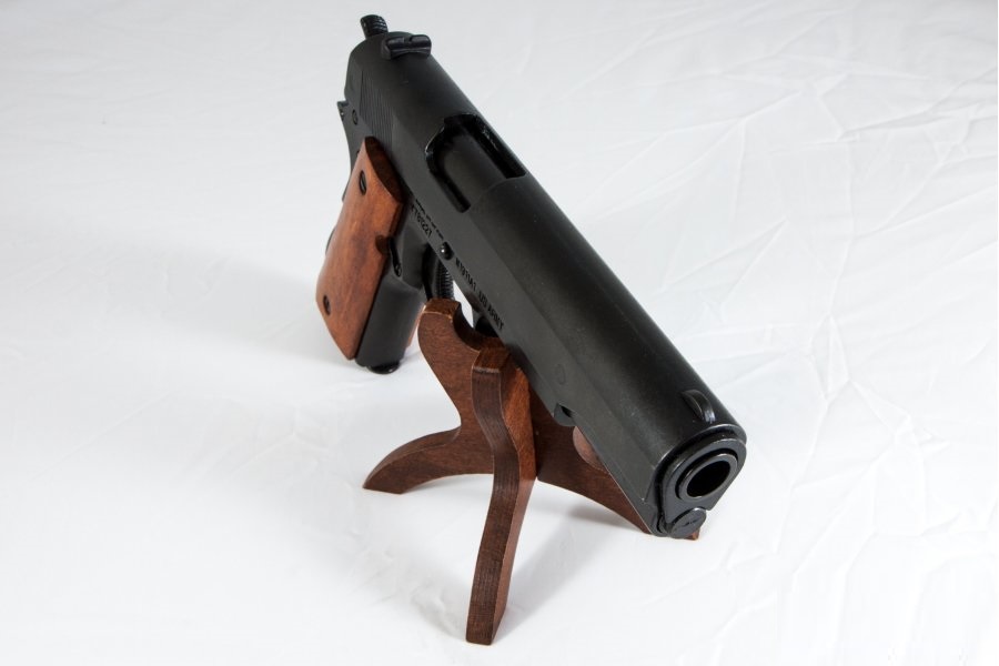 replika-modern-fegyverek-1-vilaghaboru-m1911-automata-pisztoly-45-5-5cDb