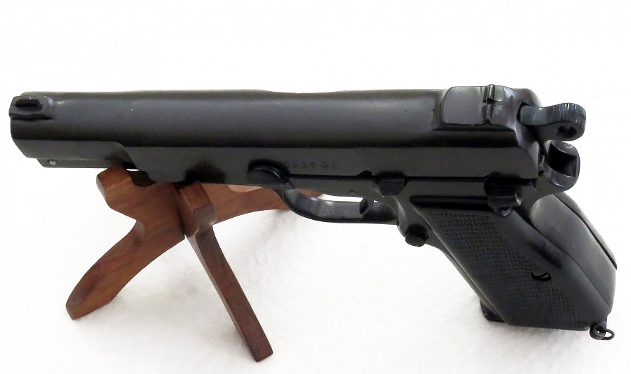 replika-modern-fegyverek-2-vilaghaboru-browning-hi-power-pisztoly-1935-2-5Vym