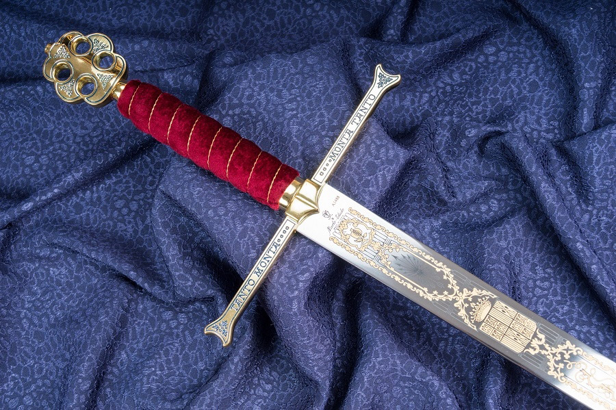 spanyol-ketkezes-kiralyi-kard-27to.jpg
